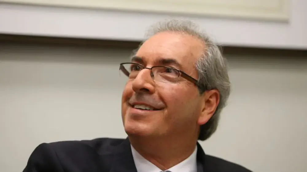 Cunha nega irregularidades em emendas e alega ‘interlocução política’