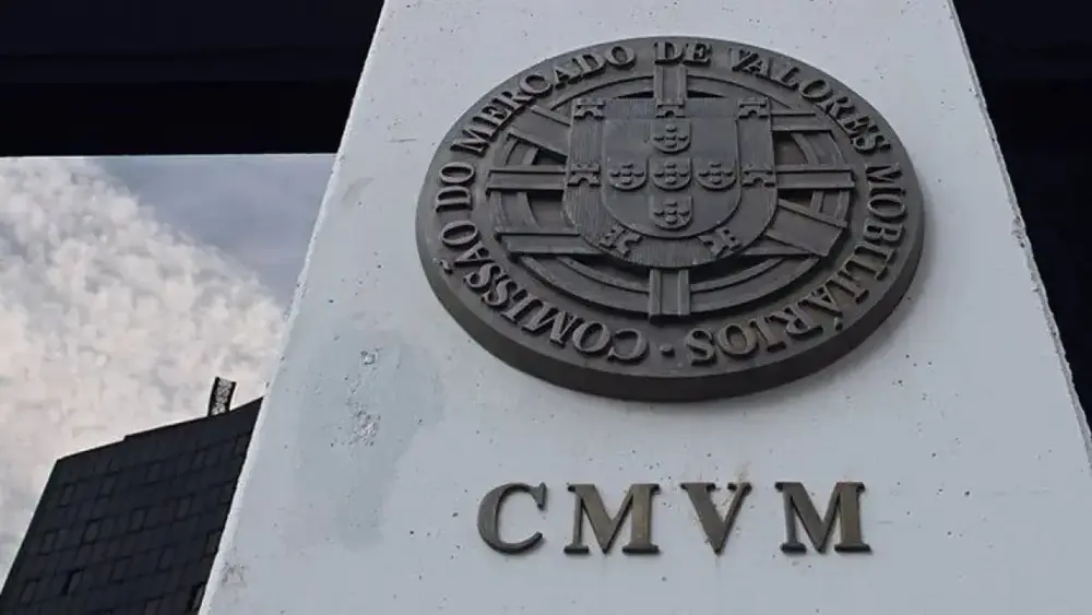 CVM paralisada vê estoque de processos disparar 20%