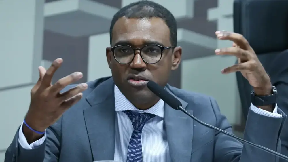 Diretor do BC relata à PF medo de vazamentos na liquidação do Master