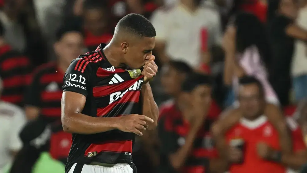 Flamengo vence Benfica e conquista Troféu do Algarve
