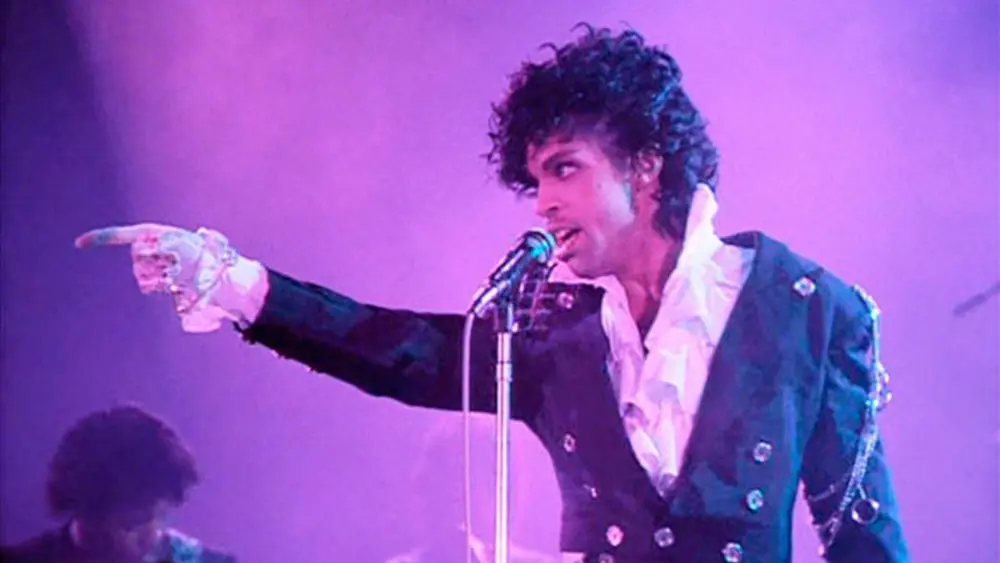 Prince: novo disco póstumo com inéditas será lançado