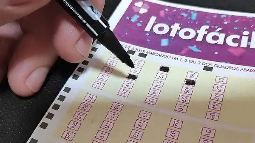 Seis apostas levam R$ 2,1 mi na Lotofácil