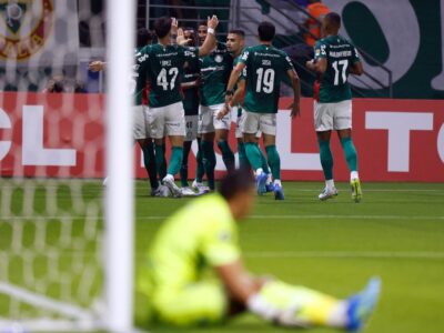 Palmeiras vence Bragantino com retranca e mantém liderança
