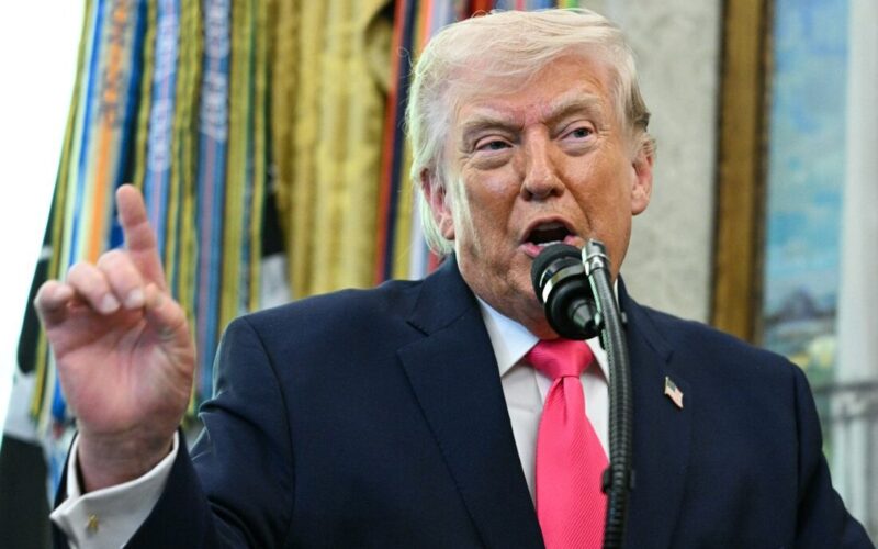 Custo de salão de festas de Trump dobra para US$ 400 mi