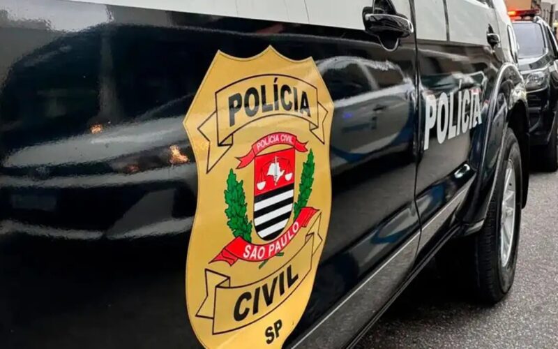 Funcionária é investigada por desviar R$ 511 mil de idoso com Alzheimer