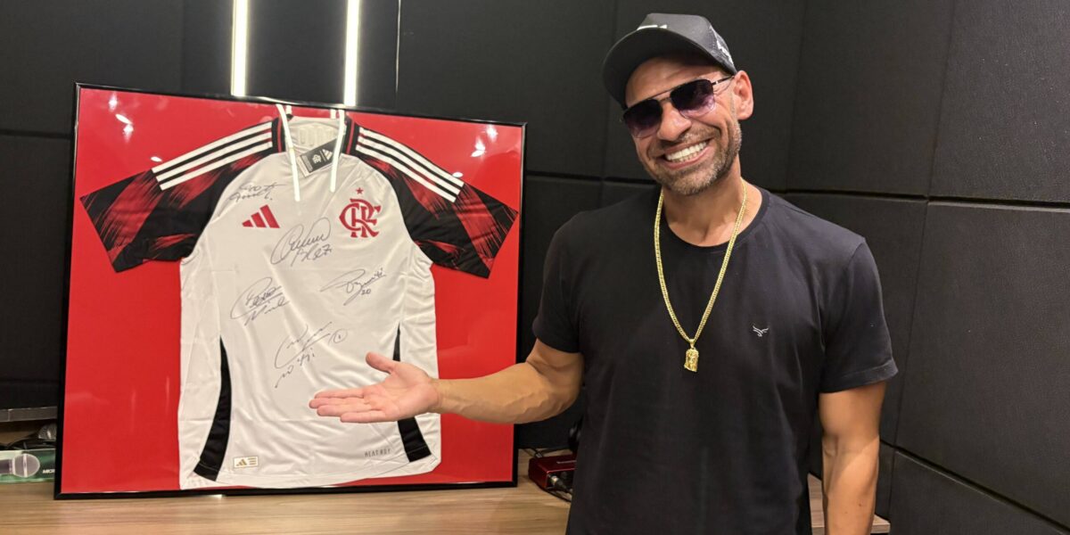 Projeto Lar da Bondade rifa camisa do Flamengo autografada