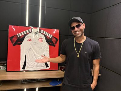 Projeto Lar da Bondade rifa camisa do Flamengo autografada
