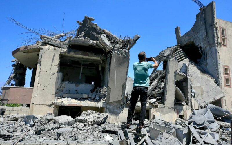 Israel ataca 150 alvos do Hezbollah no sul do Líbano