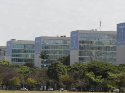 Governo autoriza saída mais cedo em jogos do Brasil