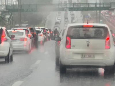 Dia dos Namorados no DF: chuva e trovoadas surpreendem casais