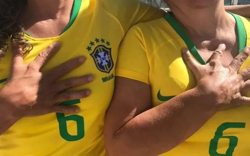 Família de Brasília com seis dedos inspira Brasil na busca pelo hexa